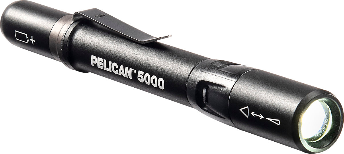 pelican-5000-compact-clip-on-flashlight.jpg